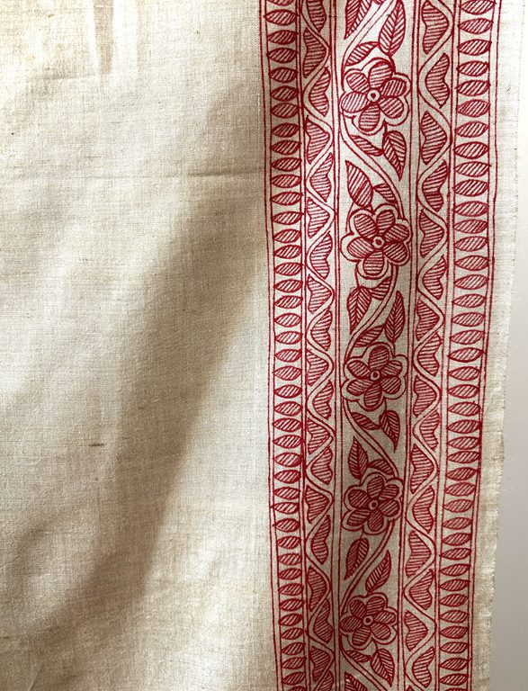 Red and Beige Silk Dupatta 3