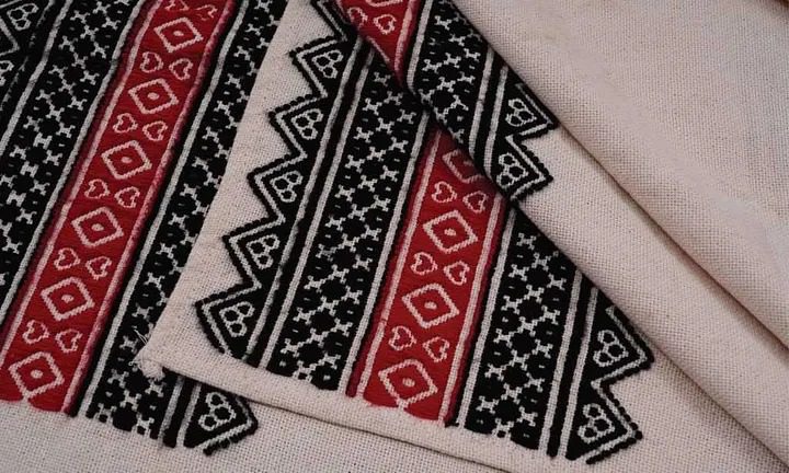 Toda Embroidery (Tamil Nadu)